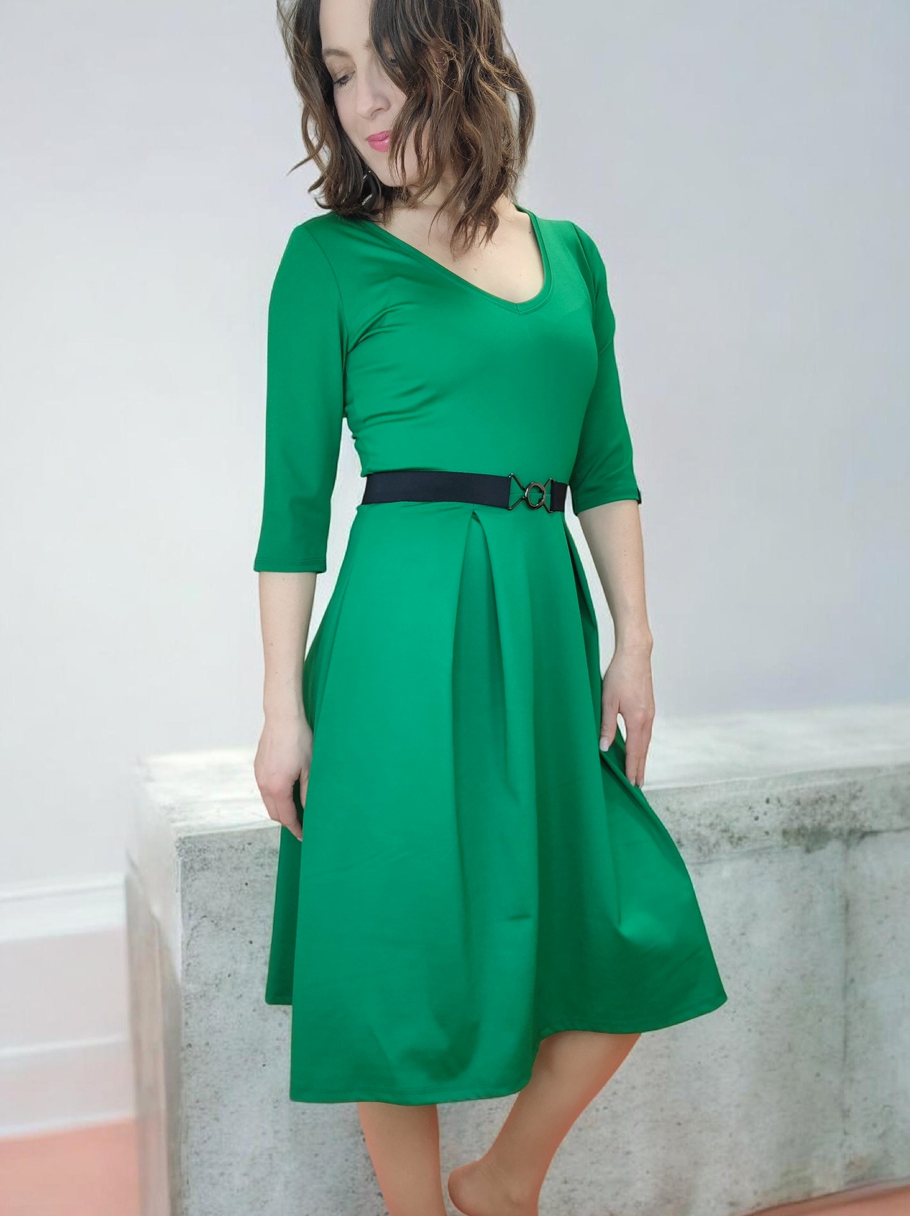 dámské šaty MATTO zelené přiléhavý živůtek